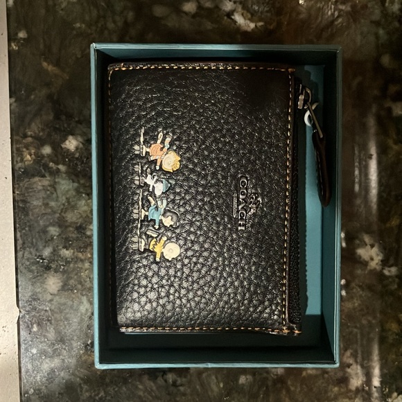 NWT! Full 4 piece boss collector  Coach Snoopy Peanuts boxed set - Picture 7 of 7